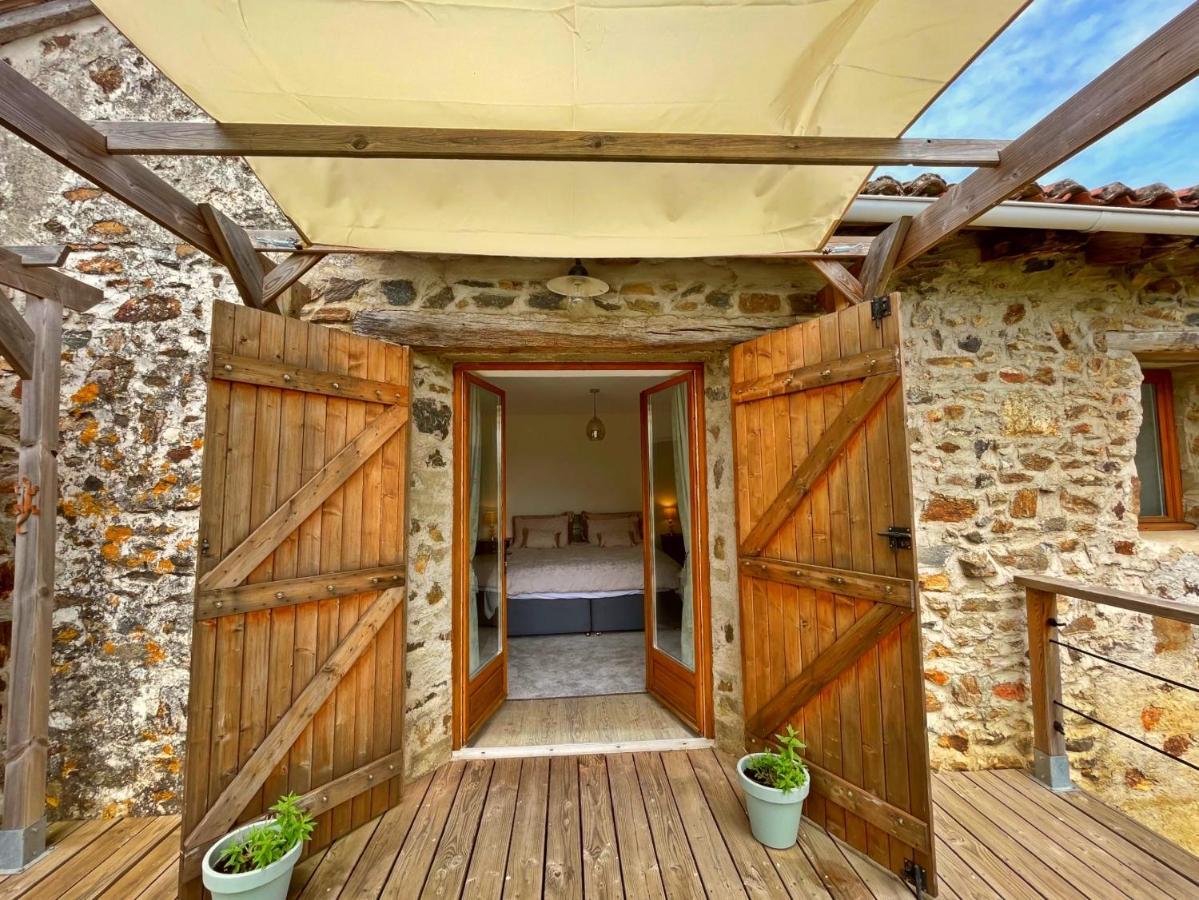 Champs Chevrier Villa Mezieres-sur-Issoire Exterior photo